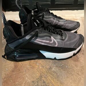 Women’s Nike Air Max